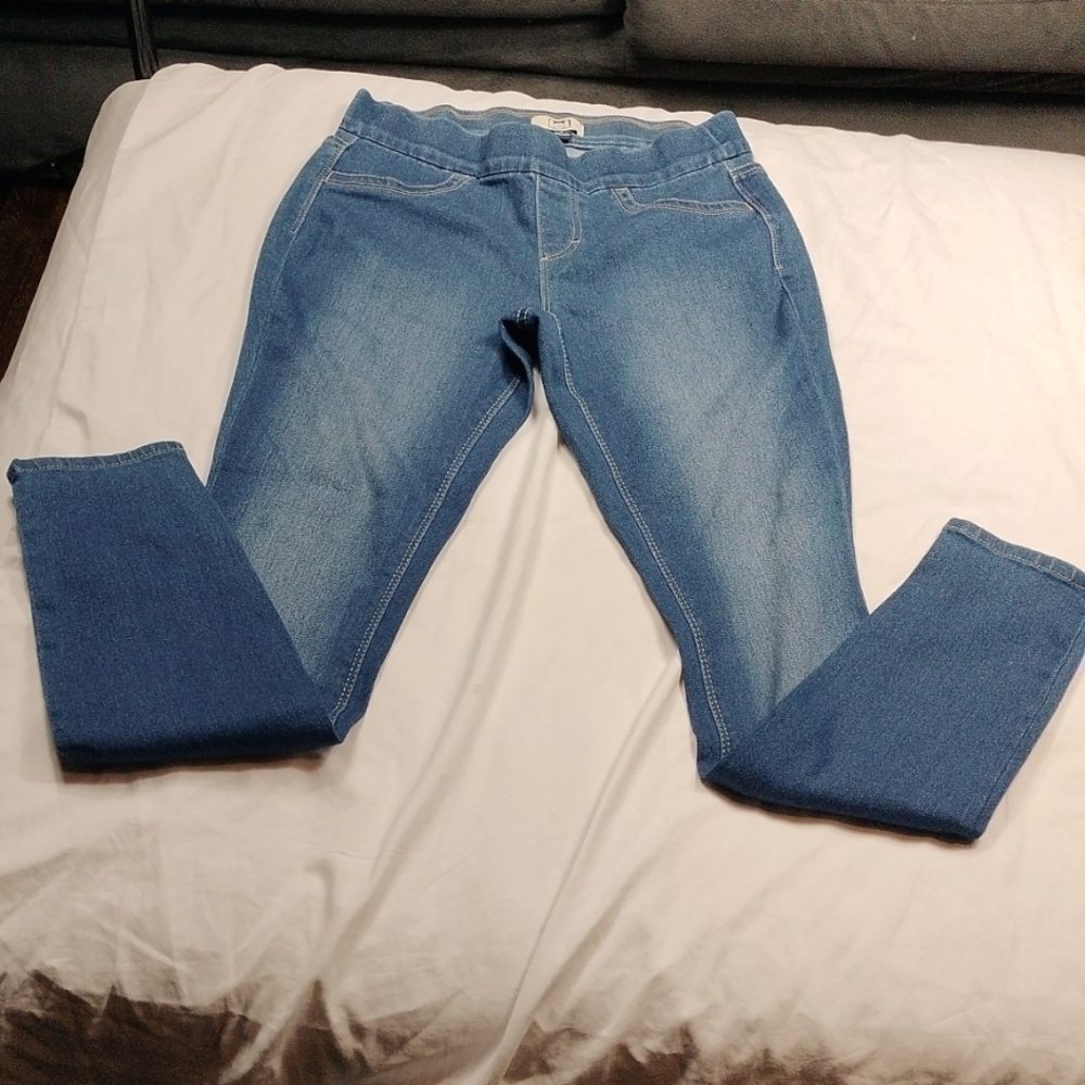 L.E.I women's blue jeans jeggings size small